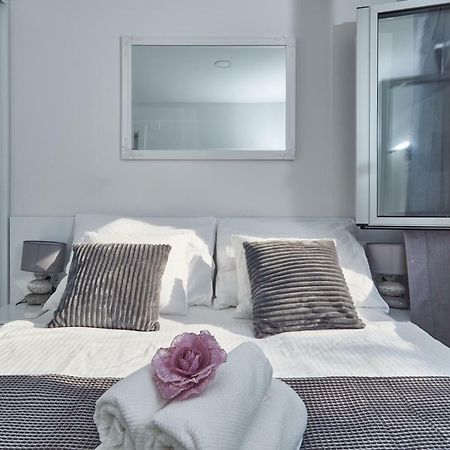 Brand New Apartment S & U ดูบรอฟนิก ภายนอก รูปภาพ