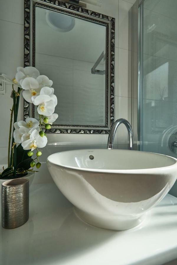 Brand New Apartment S & U ดูบรอฟนิก ภายนอก รูปภาพ