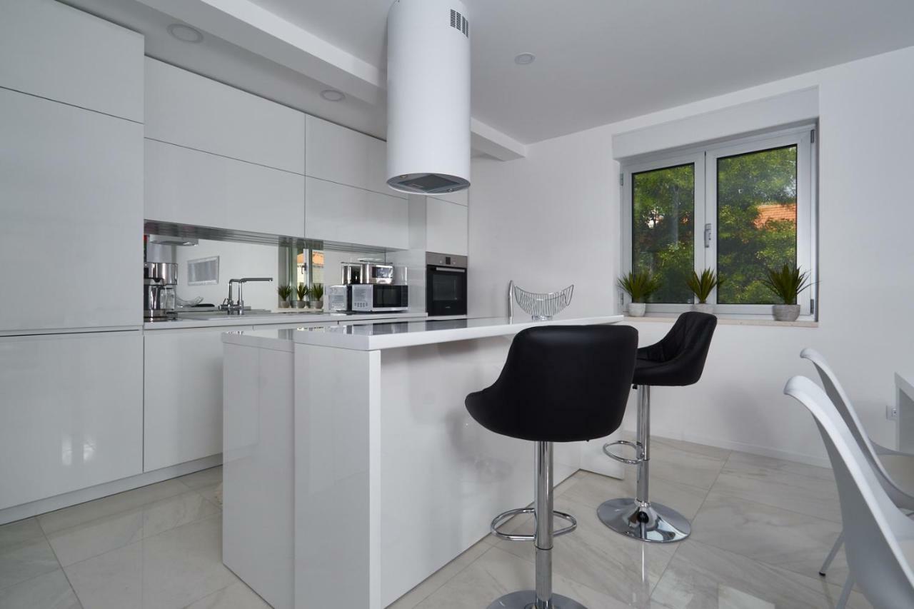 Brand New Apartment S & U ดูบรอฟนิก ภายนอก รูปภาพ