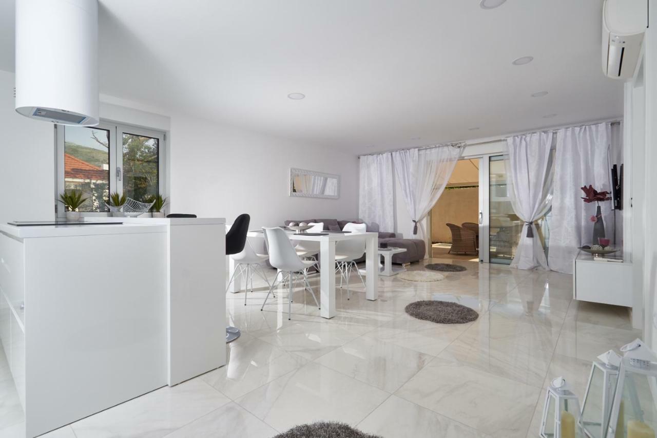 Brand New Apartment S & U ดูบรอฟนิก ภายนอก รูปภาพ