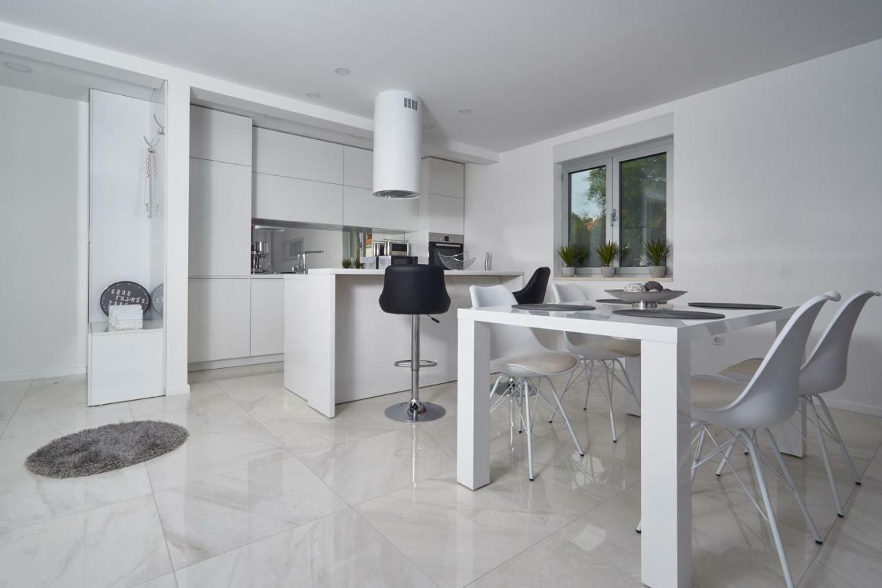 Brand New Apartment S & U ดูบรอฟนิก ภายนอก รูปภาพ